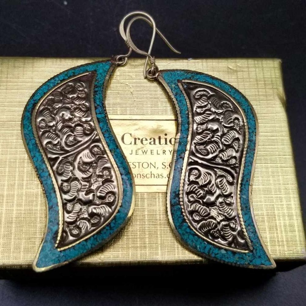 Native patterned drop earrings E205